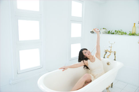 洗澡/注意洗澡时使用温水以及在短时间内洗好